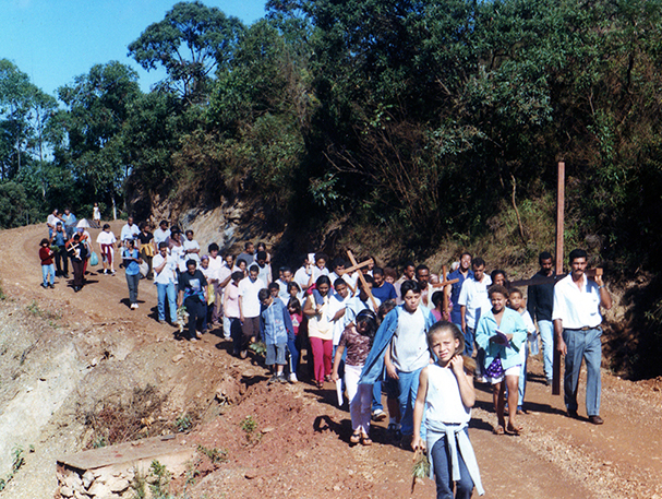 Via Sacra pelas ruas, vilas e áreas rurais ( Foto: Acervo Anselmo Magalhães)